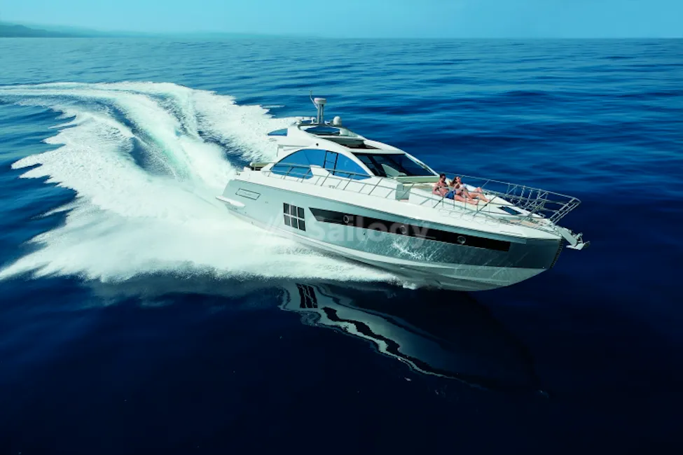 Azimut 55