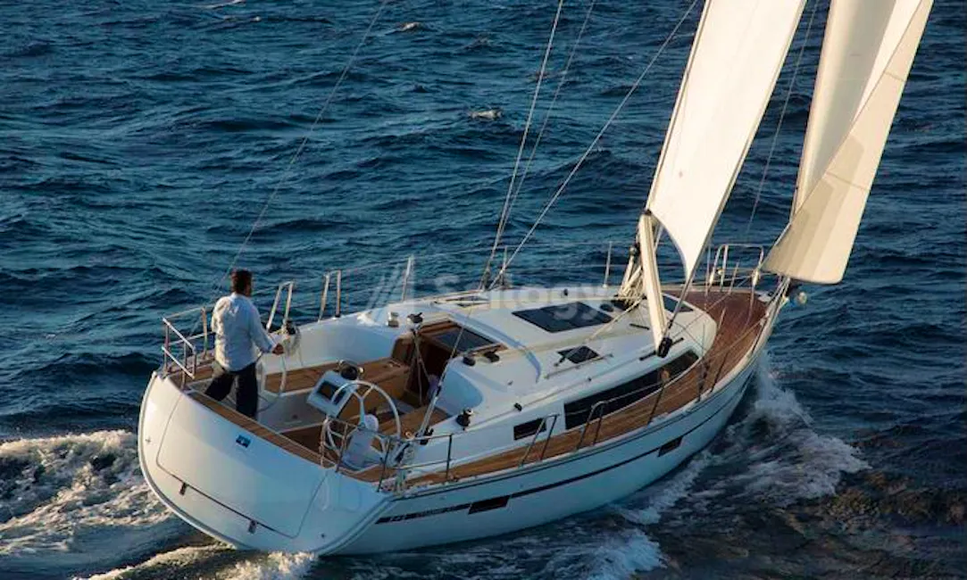 Bavaria Cruiser 37