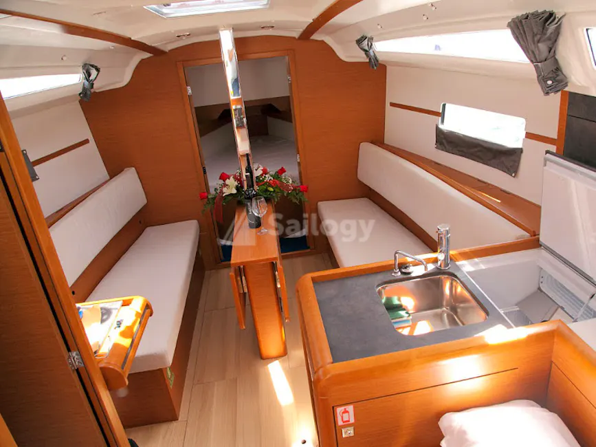 Jeanneau Sun Odyssey 349