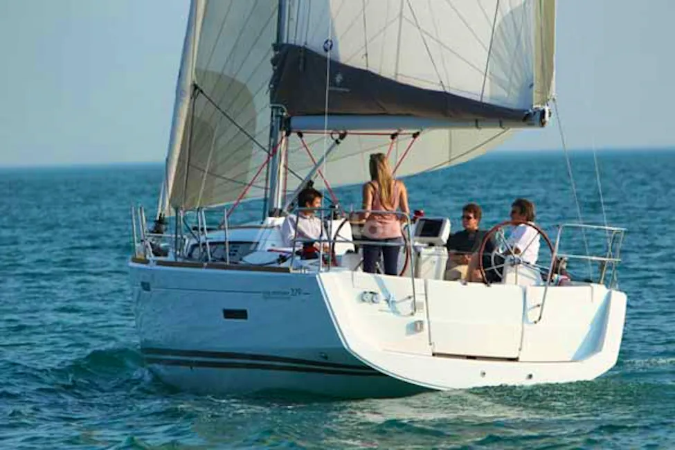 Jeanneau Sun Odyssey 379