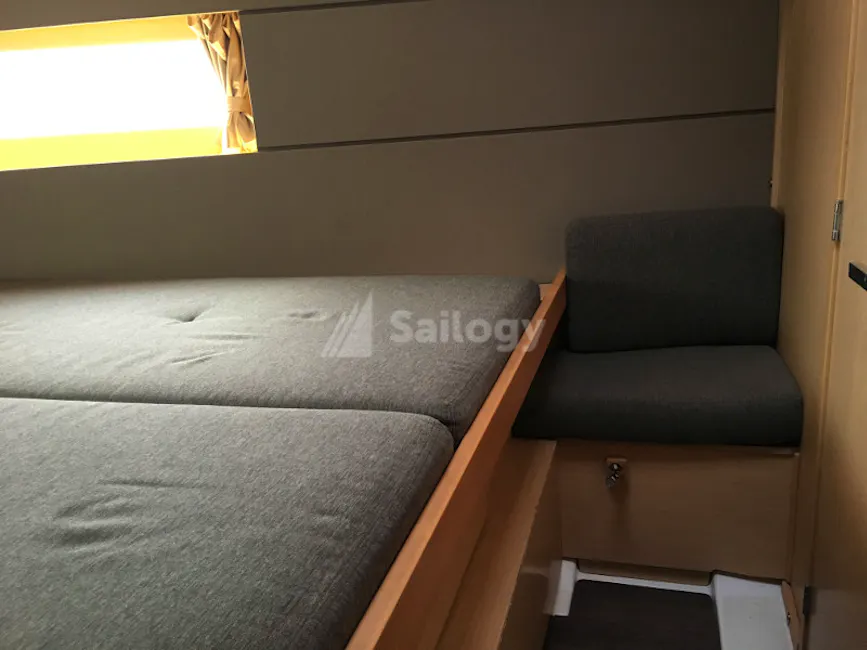 Beneteau Oceanis 38.1