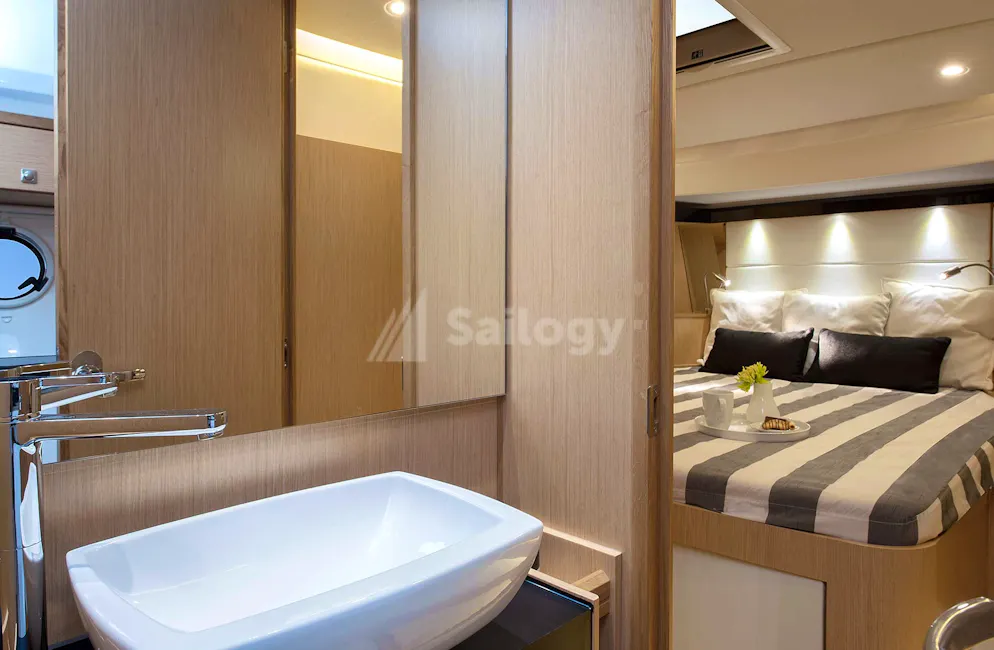 Bavaria Virtess 420 Fly