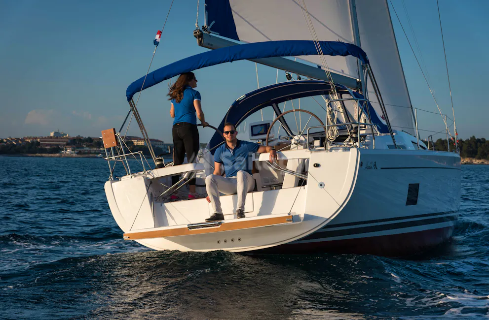 Hanse 418
