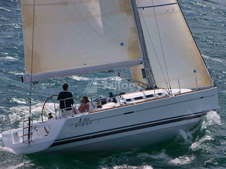 Beneteau First 40.7