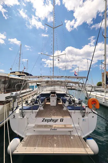Beneteau Oceanis 51.1