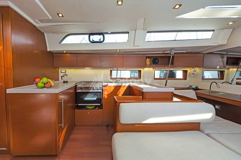 Beneteau Oceanis 51.1
