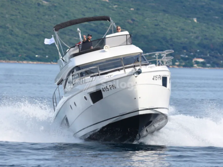 Bavaria Virtess 420 Fly