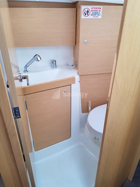 Beneteau Oceanis 35.1