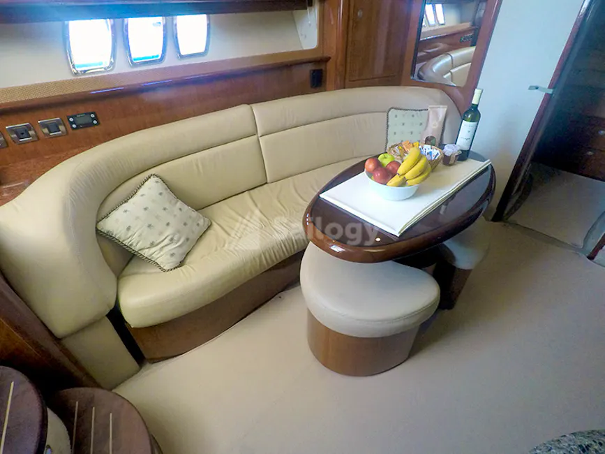 Sea Ray 455 Sundancer