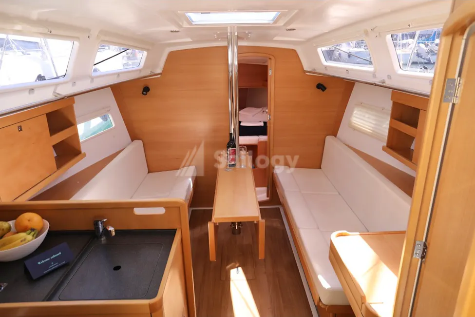 Jeanneau Sun Odyssey 319