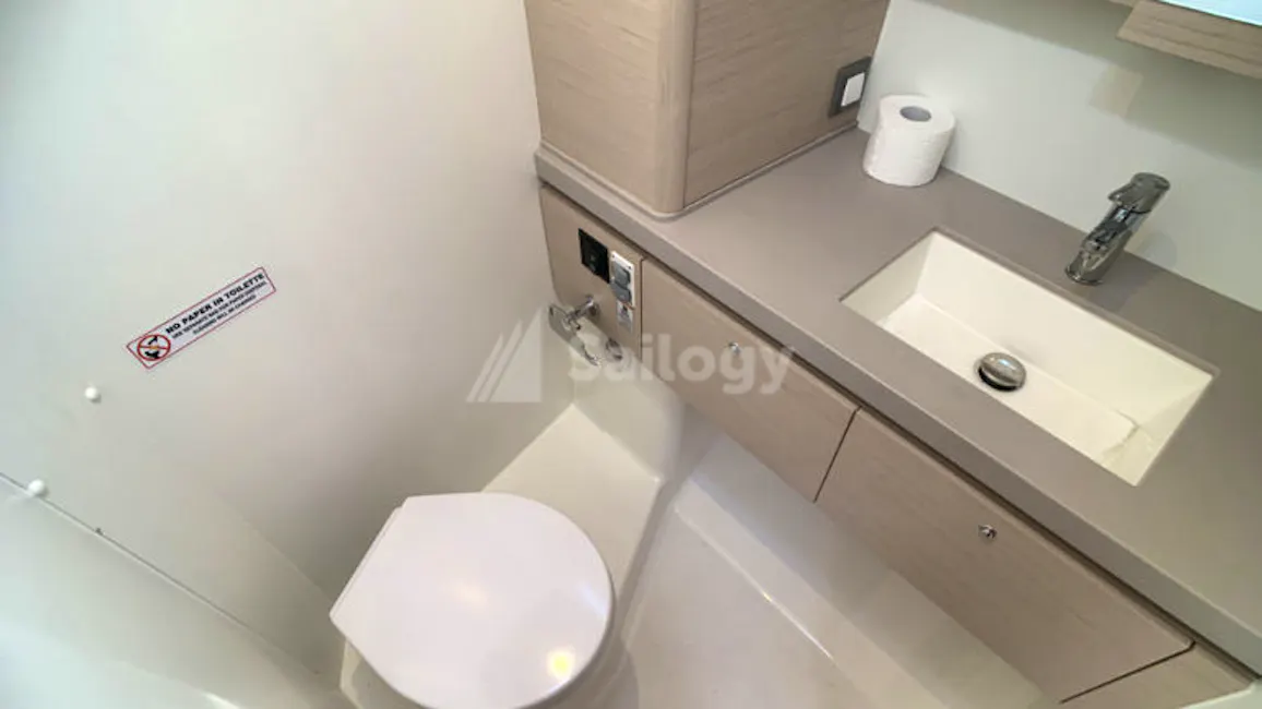 Beneteau Oceanis 51.1