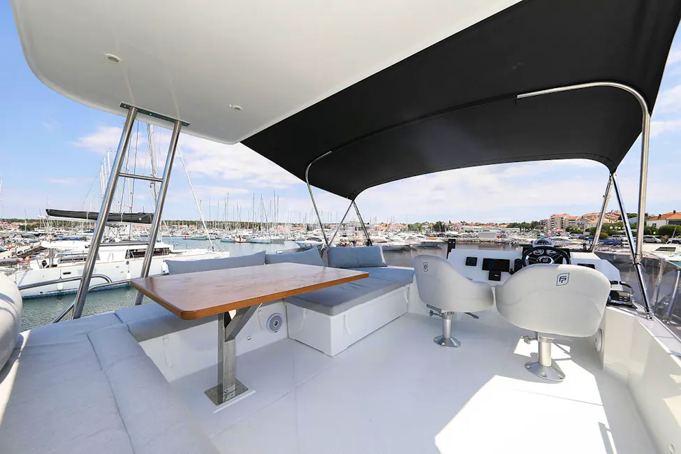 Fountaine Pajot MY 37