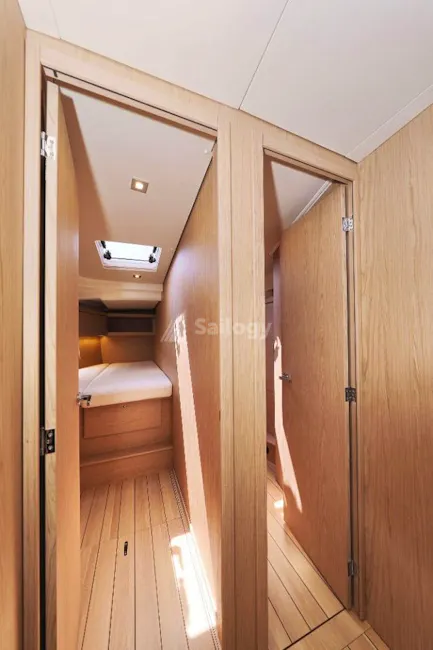 Beneteau Oceanis 46.1