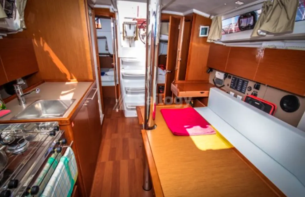 Beneteau Oceanis 35