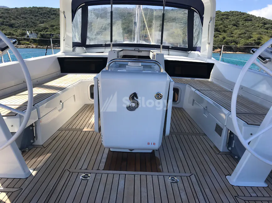 Beneteau Oceanis 51.1