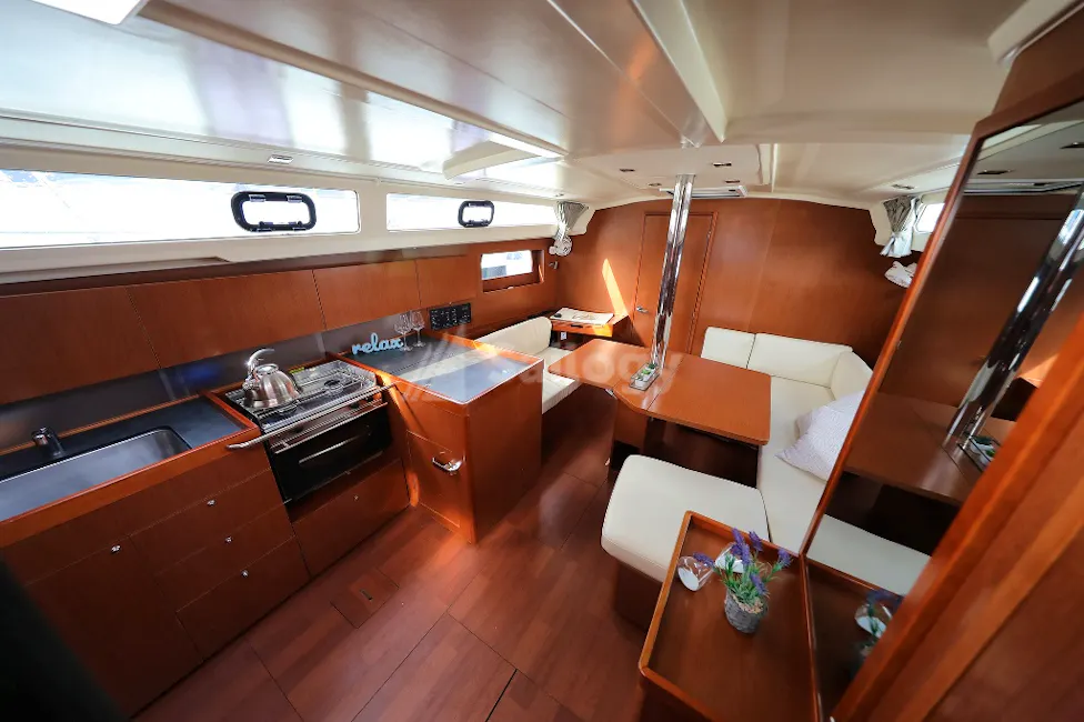 Beneteau Oceanis 41.1