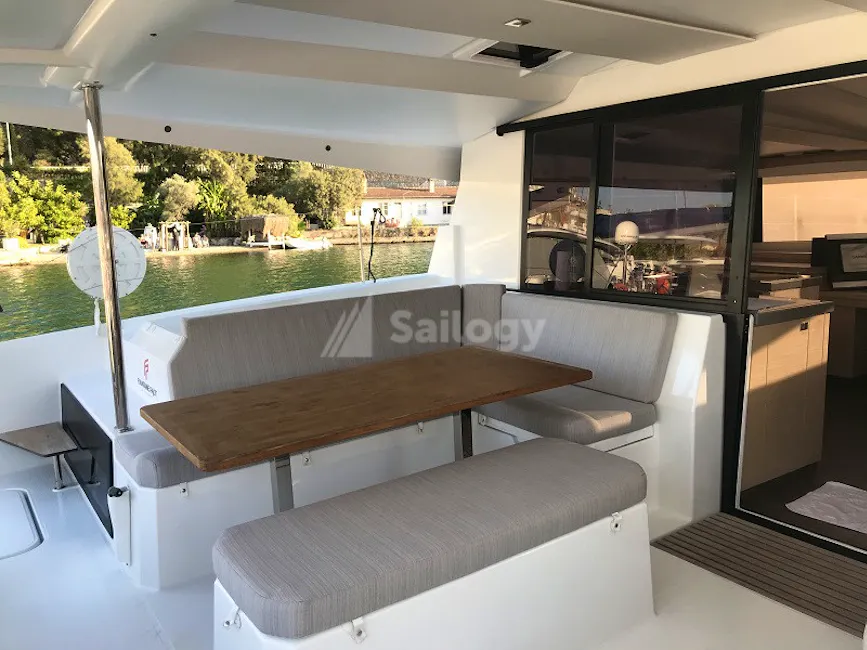 Fountaine Pajot Astrea 42