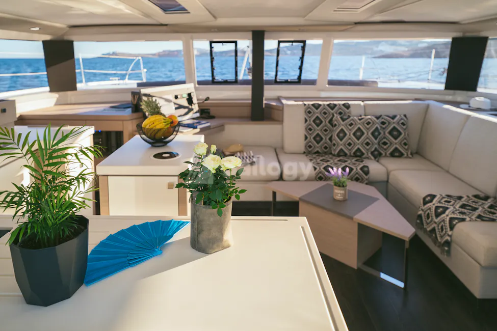 Fountaine Pajot Saona 47