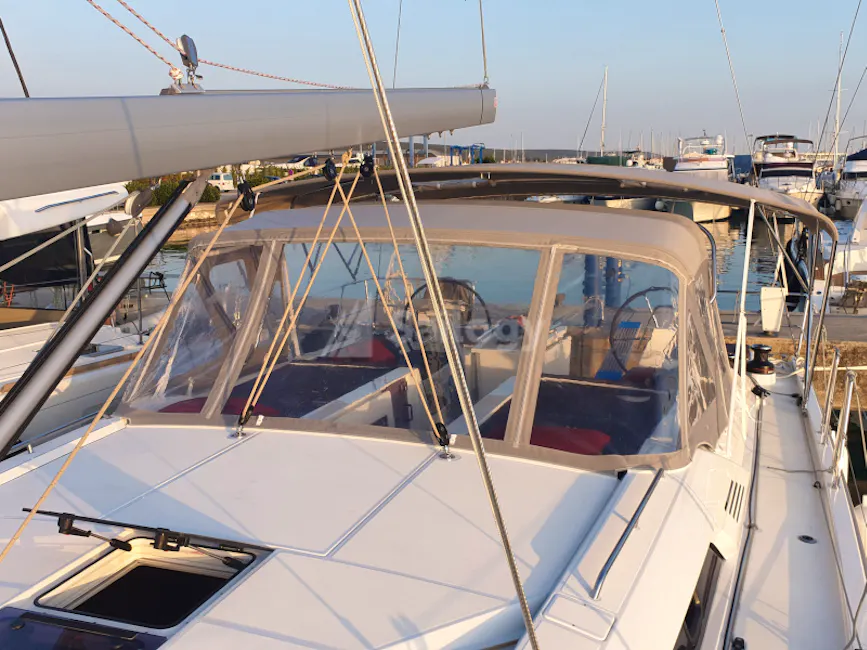 Beneteau Oceanis 51.1
