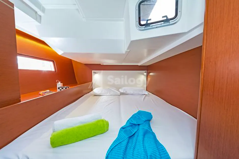 Beneteau Oceanis 51.1