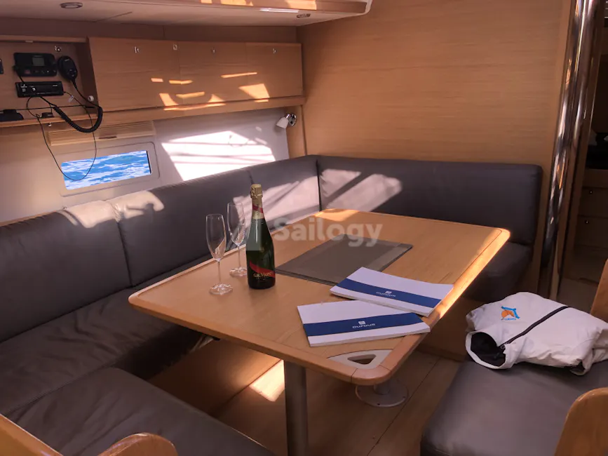 Dufour 430 Grand Large