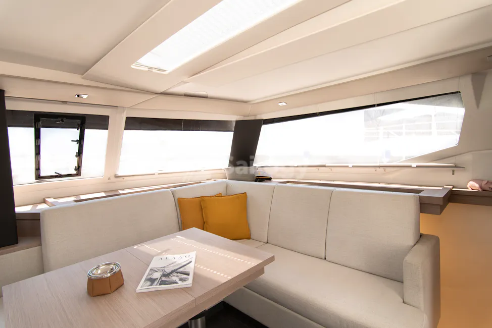Fountaine Pajot Saona 47