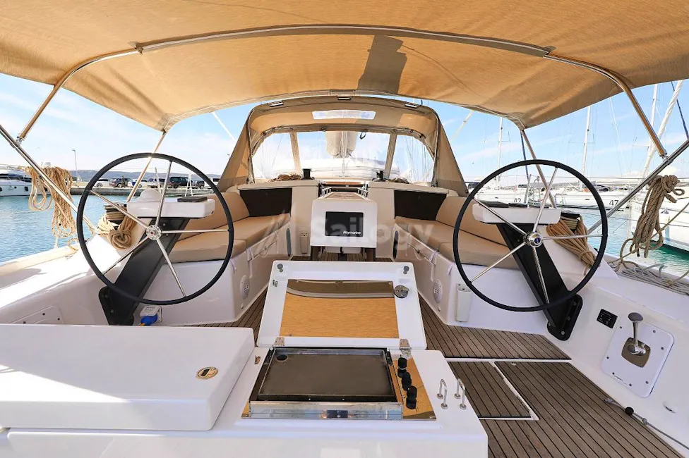 Dufour 430 Grand Large