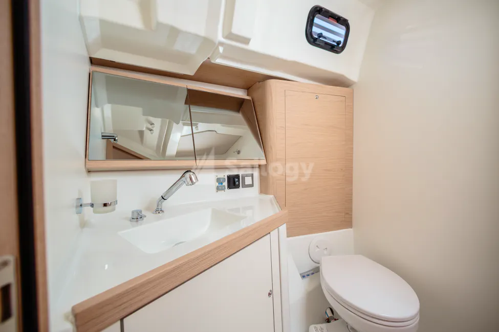 Beneteau Oceanis 46.1