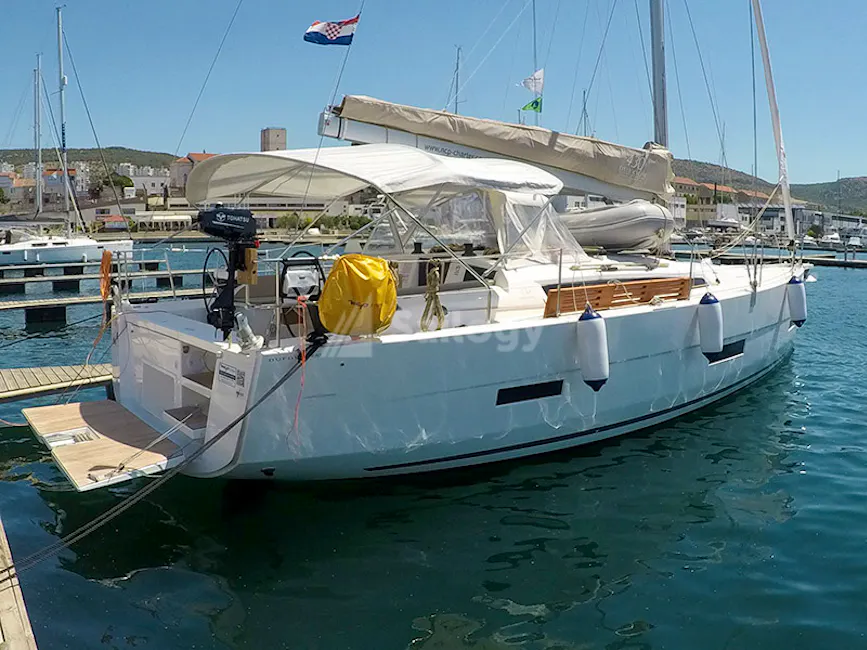 Dufour 430 Grand Large