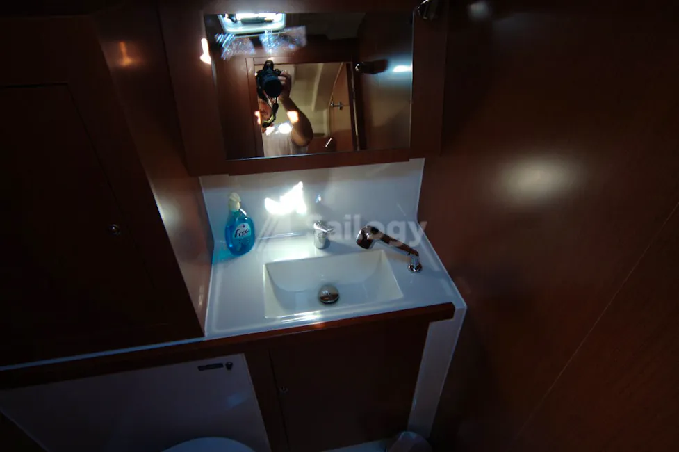 Beneteau Oceanis 41.1