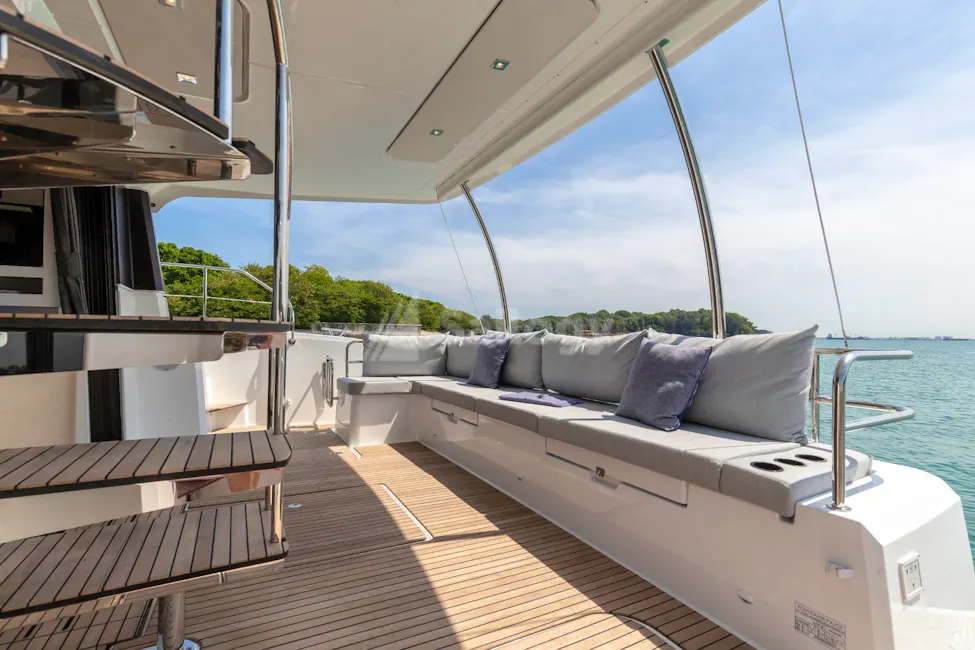 Fountaine Pajot MY5