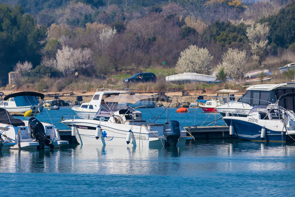 Pacific Craft 750 Sun Cruiser