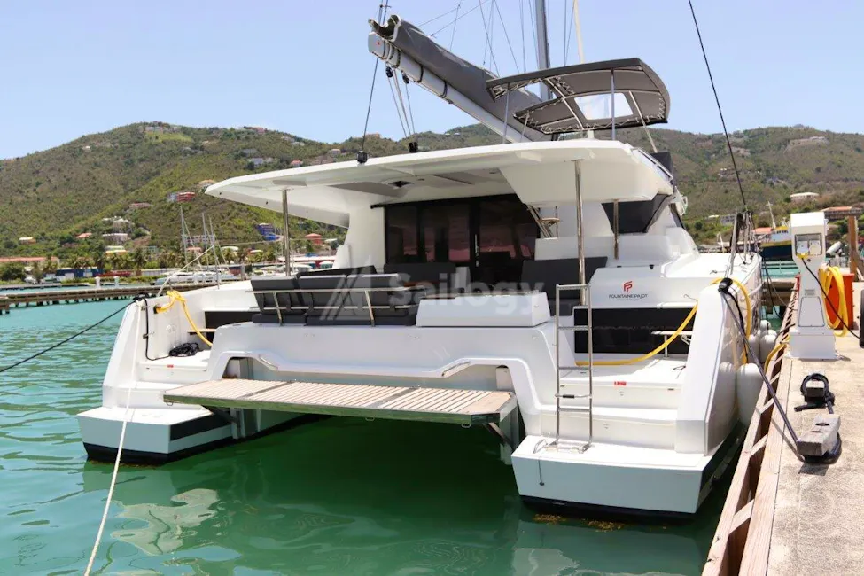 Fountaine Pajot Astrea 42