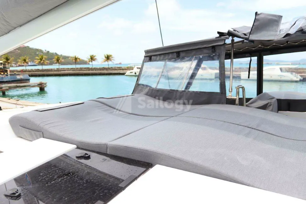 Fountaine Pajot Astrea 42