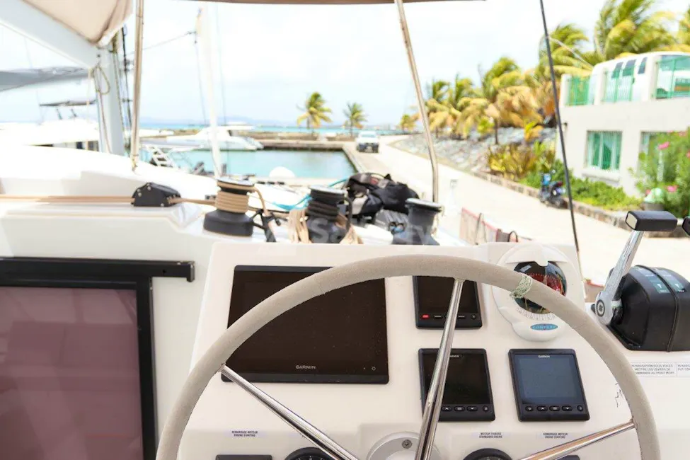 Fountaine Pajot Astrea 42