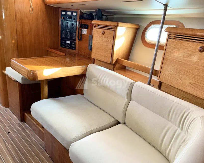 Jeanneau Sun Odyssey 43