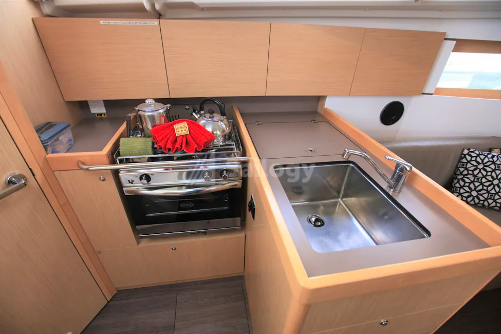 Beneteau Oceanis 35.1