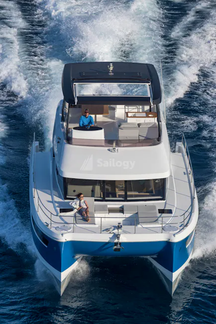 Fountaine Pajot MY6