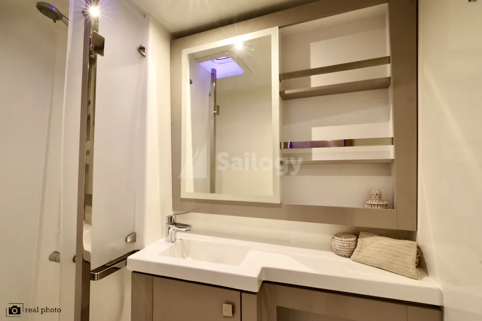 Fountaine Pajot Saona 47