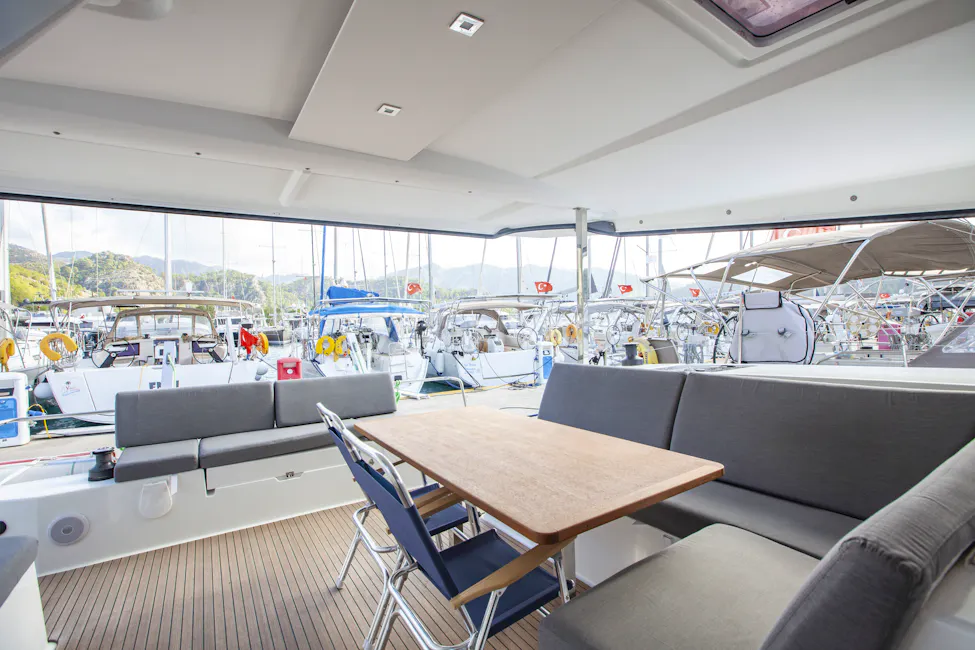 Fountaine Pajot Isla 40