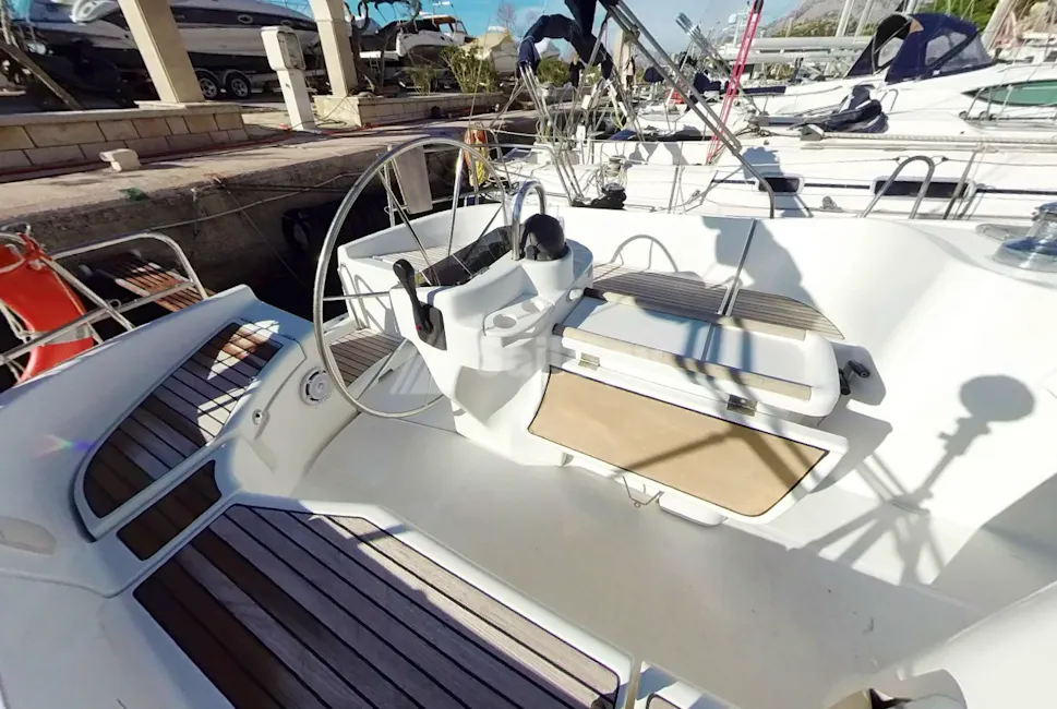 Beneteau Oceanis 411
