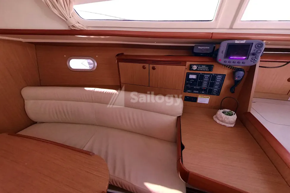 Jeanneau Sun Odyssey 32i