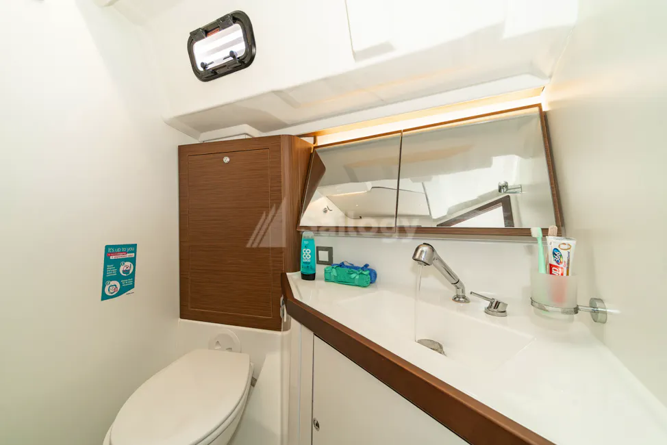 Beneteau Oceanis 46.1