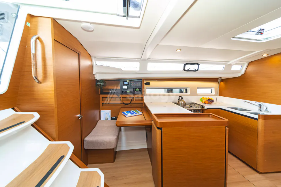 Jeanneau Sun Odyssey 440