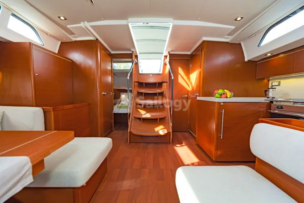 Beneteau Oceanis 51.1