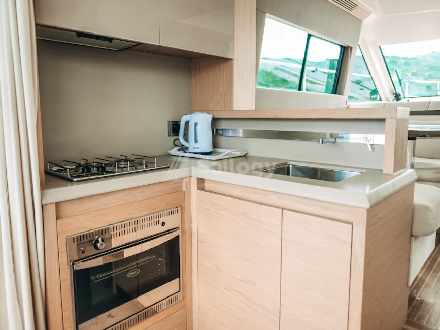 Beneteau Monte Carlo 5