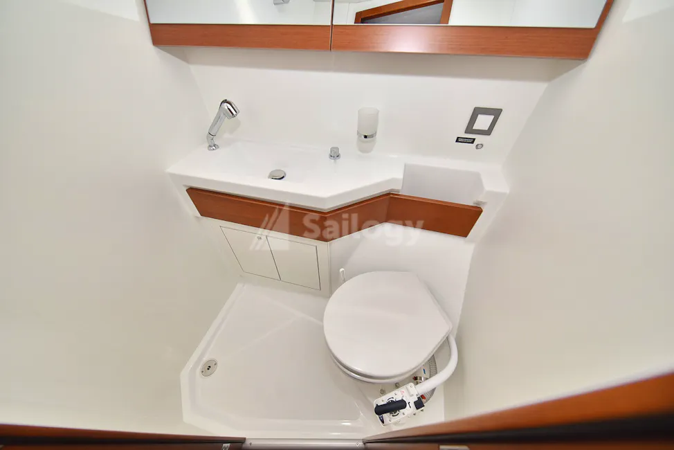 Beneteau Oceanis 46.1