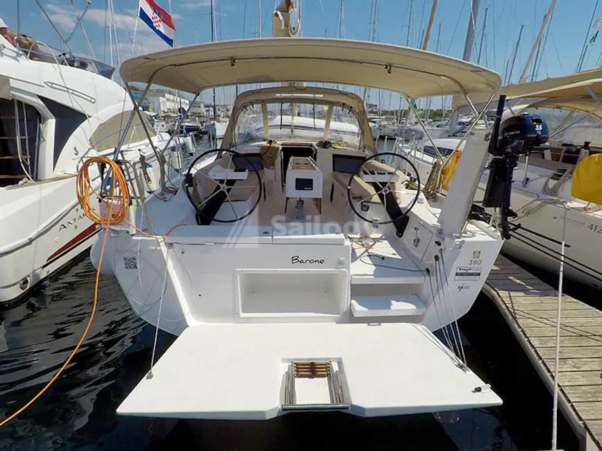 Dufour 390 Grand Large