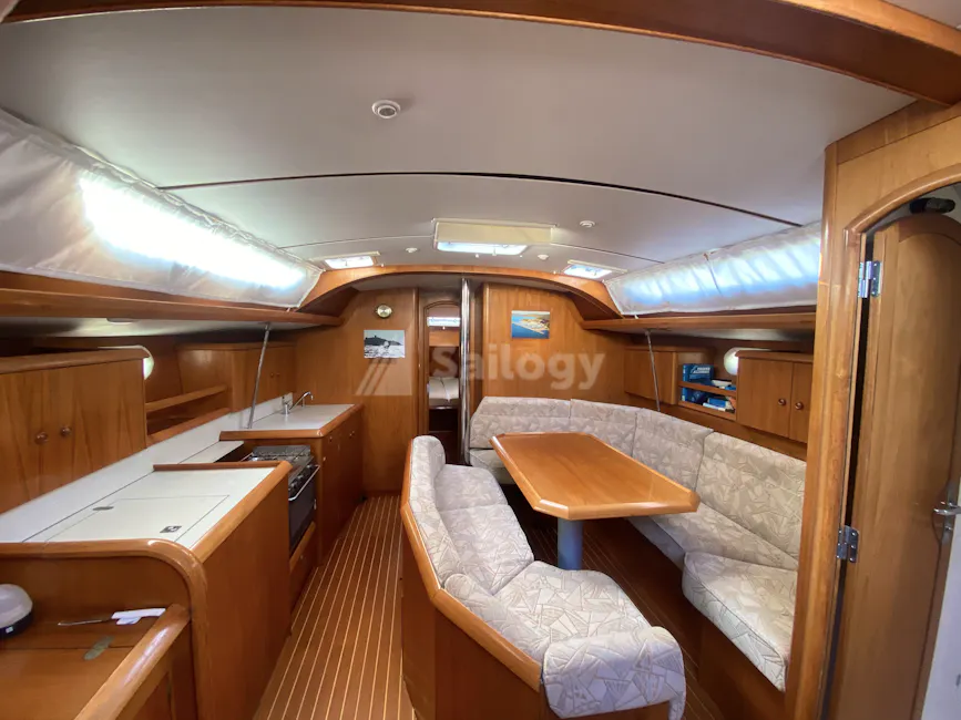 Jeanneau Sun Odyssey 42.2