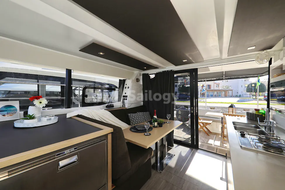 Fountaine Pajot MY 37